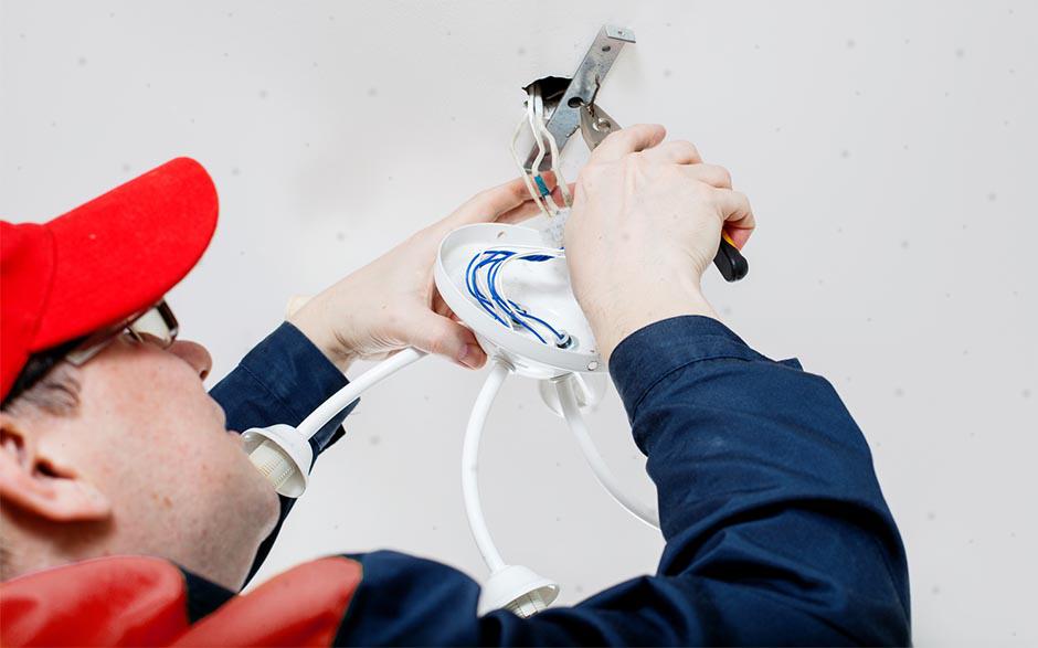 cherche électricien pas cher Rueil-Malmaison
